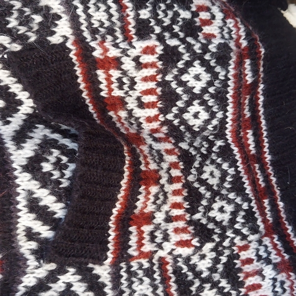 Forever 21 Tribal Pattern Cardigan - Picture 5 of 5